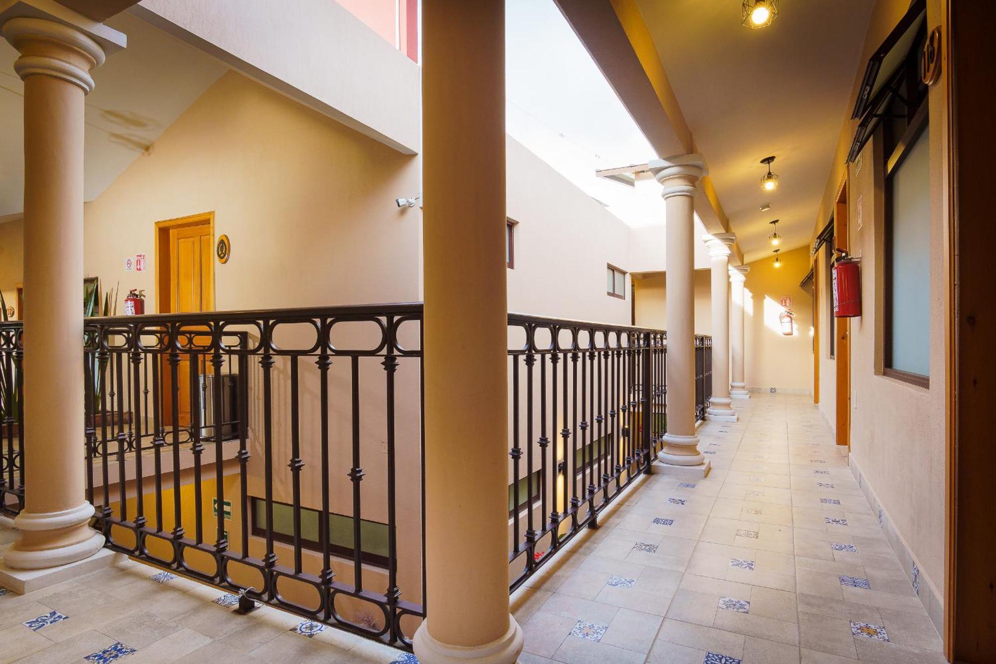 Tierra Alta Hostal Сан-Крістобаль-де-лас-Касас Екстер'єр фото