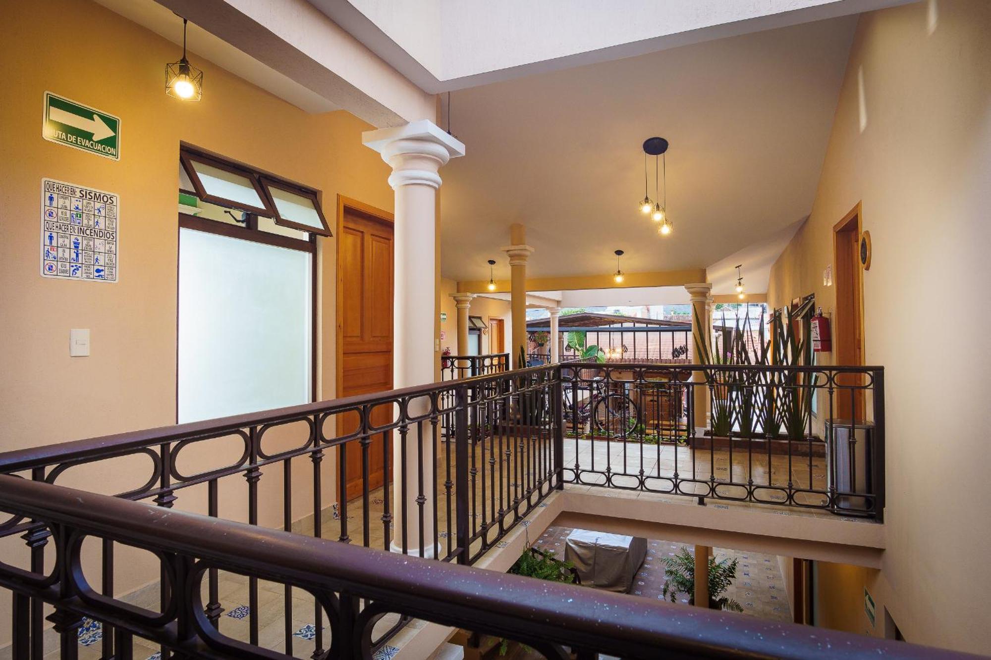 Tierra Alta Hostal Сан-Крістобаль-де-лас-Касас Екстер'єр фото