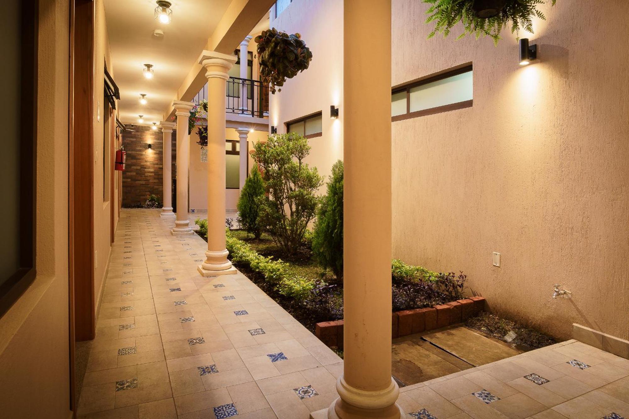 Tierra Alta Hostal Сан-Крістобаль-де-лас-Касас Екстер'єр фото